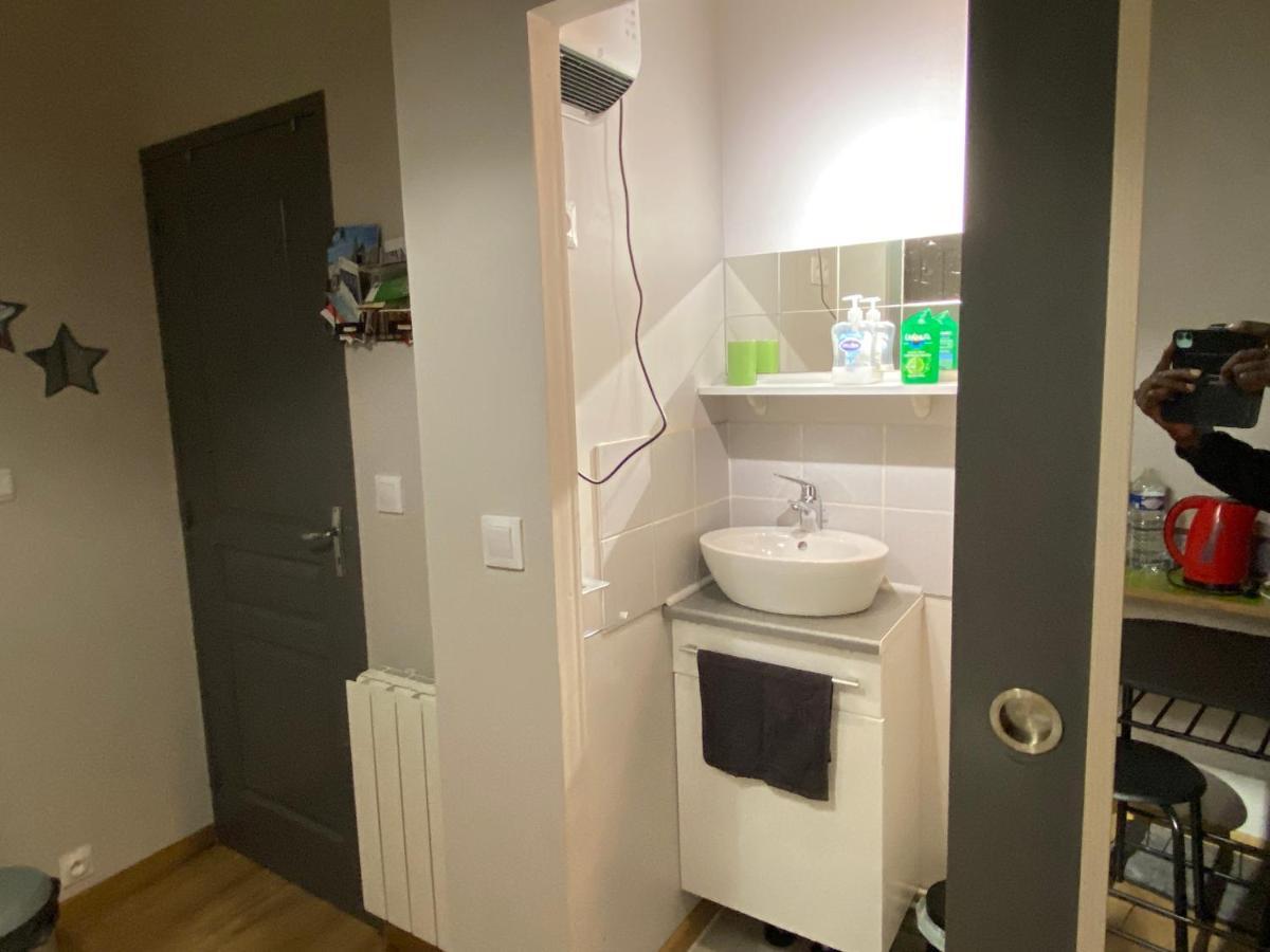 Sympathique Logement En Rez-De-Chausse, De 21M 2 Beauvais Buitenkant foto